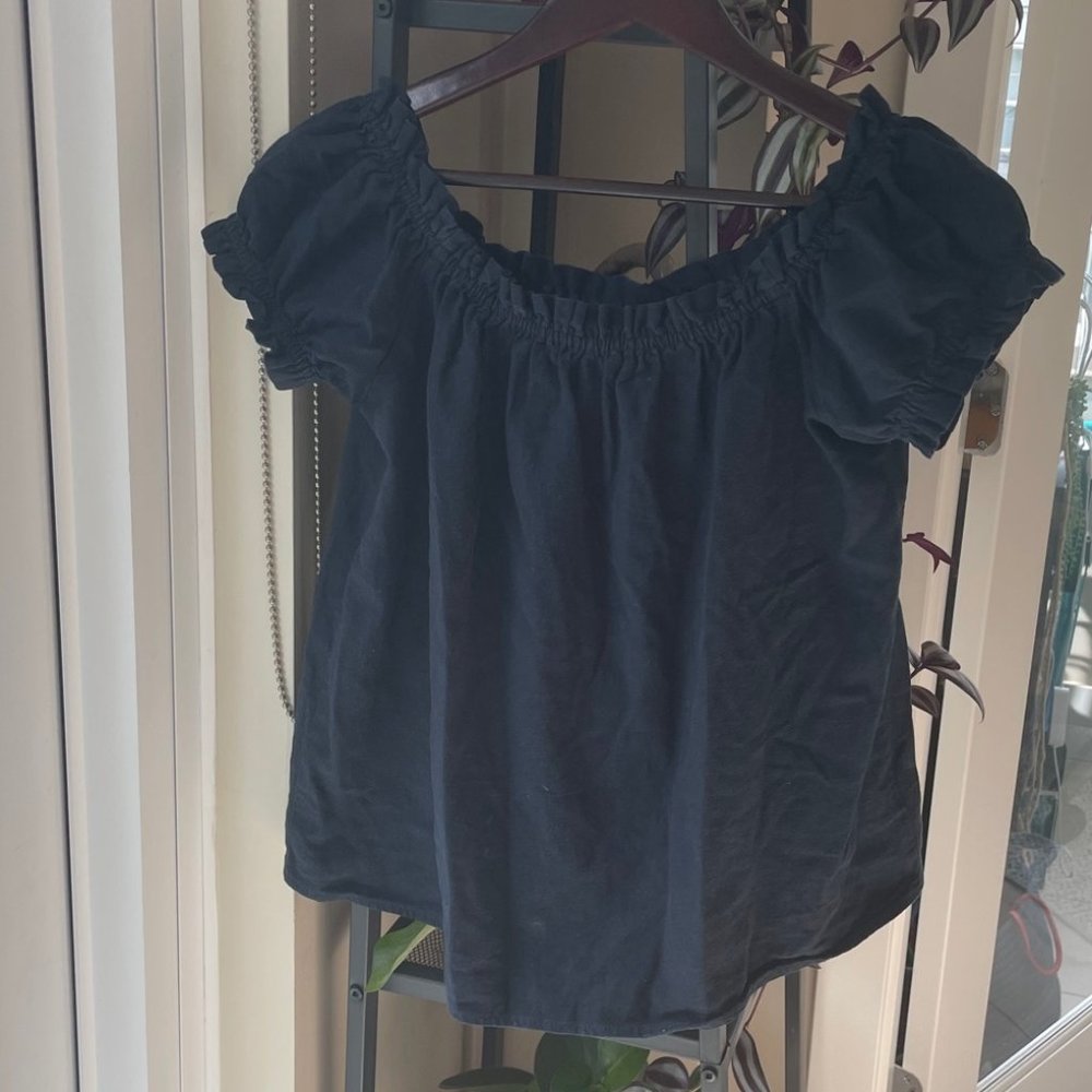 Navy linen off the shoulder top